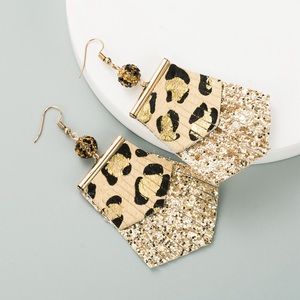 🐆 Leopard Print Hook Earrings